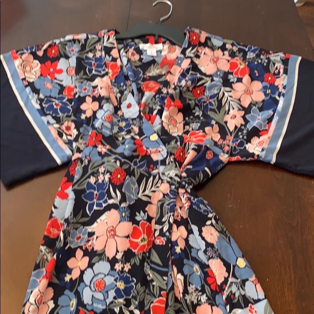 Maternity wrap around dress